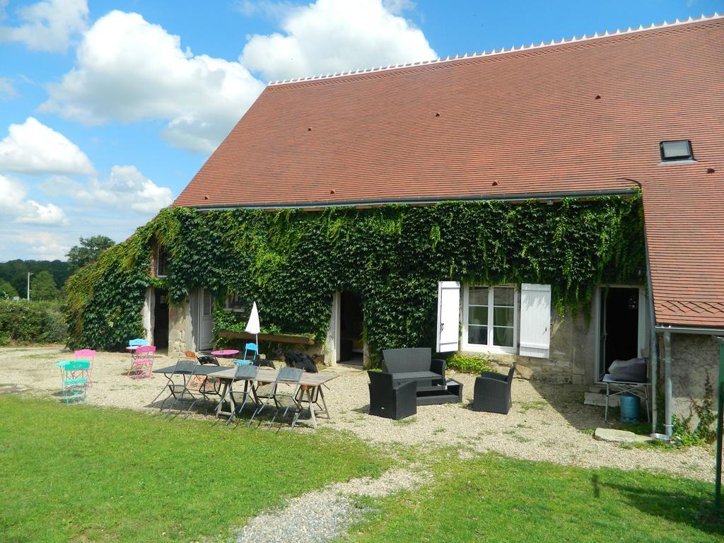 Meubles De Tourisme La Reserve Saint-Pierre-les-Bois Buitenkant foto